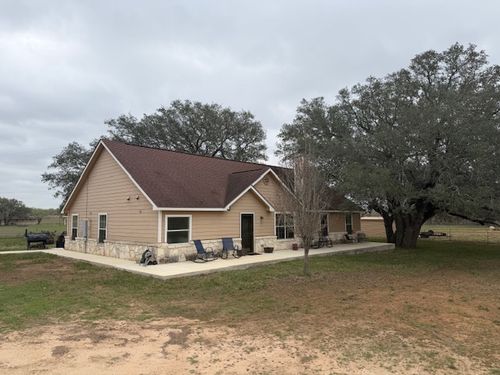 100 County Road 423, Stockdale, TX, 78160-6108 | Card Image