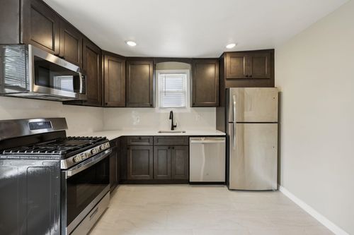 2-325 7th St, Jersey City, NJ, 07302-1802 | Card Image