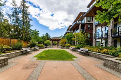 321 - 12460 191 St, Condo with 1 bedrooms, 1 bathrooms and 1 parking in Pitt Meadows BC | Image 2