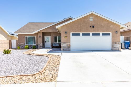 432 Scott St, Ridgecrest, CA, 93555-3349 | Card Image