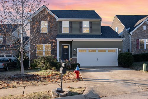 2626 Bluffton Ln, Columbia, TN, 38401-1628 | Card Image