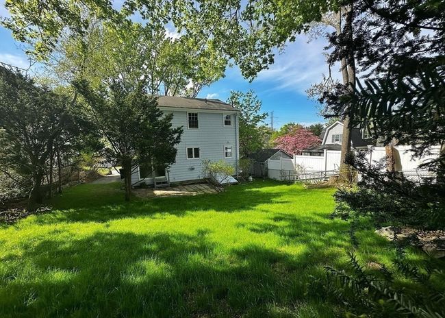 10 Colburn St, House other with 4 bedrooms, 2 bathrooms and 2 parking in Waltham MA | Image 19