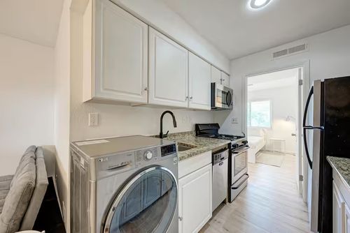 4-1106 W 22nd St, Austin, TX, 78705-5335 | Card Image