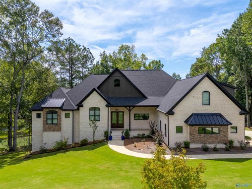 435 River Ridge Rd, Gadsden, AL, 35901-9211 | Card Image