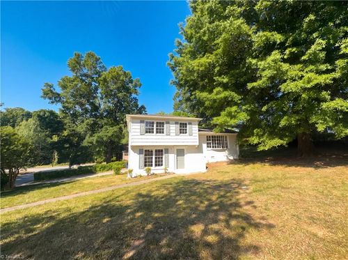801 Daleview Ct, Greensboro, NC, 27406-4110 | Card Image