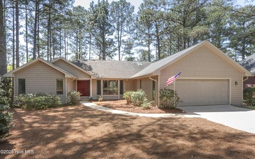 180 Pine Vista Dr, Pinehurst, NC, 28374-9200 | Card Image