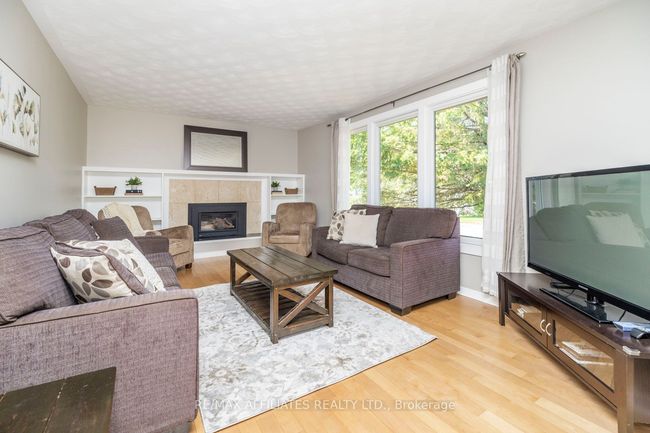 201 Augusta St, House other with 3 bedrooms, 2 bathrooms and 2 parking in Almonte ON | Image 6