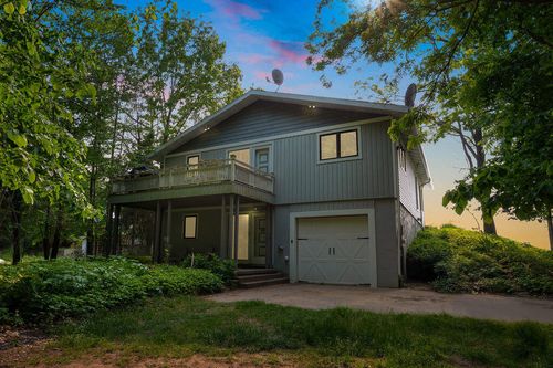 1140 Edgewater Ter, South Haven, MI, 49090-9650 | Card Image