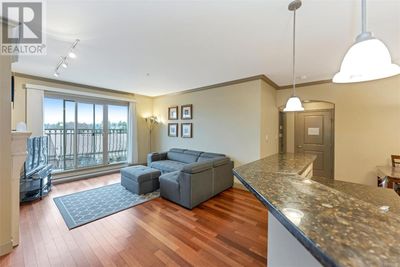 318 - 1620 Mckenzie Ave, Condo with 2 bedrooms, 2 bathrooms and 1 parking in Victoria BC | Image 1