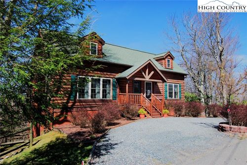 100 Columbine Ln, Beech Mountain, NC, 28604-8056 | Card Image