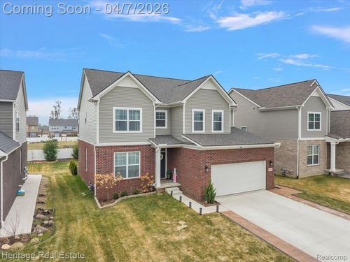 8350 Grove St, Washington Twp, MI, 48094-3608 | Card Image