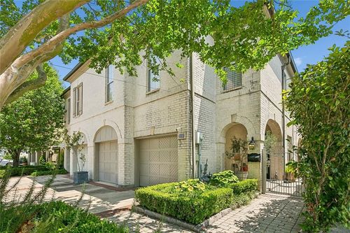 411 Focis St, Metairie, LA, 70005-3435 | Card Image