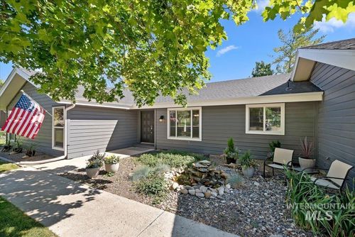 2524 Pascoe Ln, Nampa, ID, 83686-8238 | Card Image