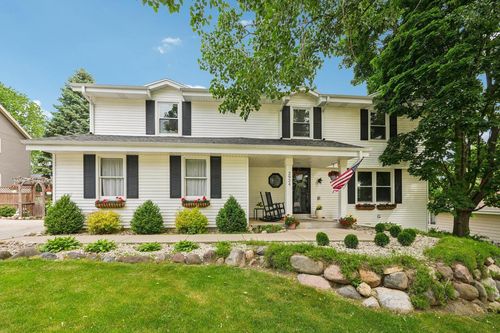 2924 Minot Lane, Waukesha, WI, 53188 | Card Image