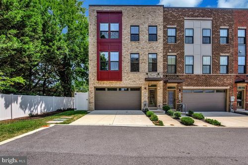 4744 Towne Park Rd, SUITLAND, MD, 20746-1607 | Card Image