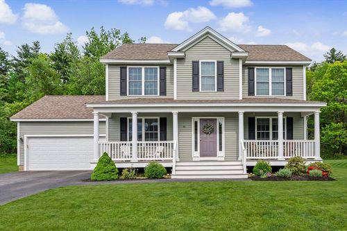 41-41 Schwinn Dr, Nashua, NH, 03062-2180 | Card Image