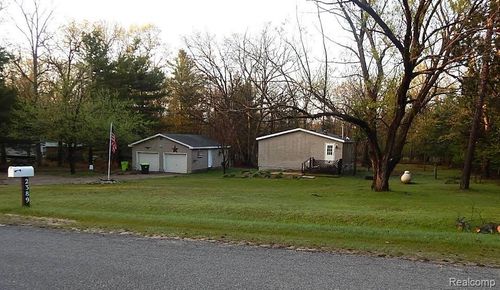 2389 W Maplehurst Drive, Gerrish Township, MI, 48653 | Card Image