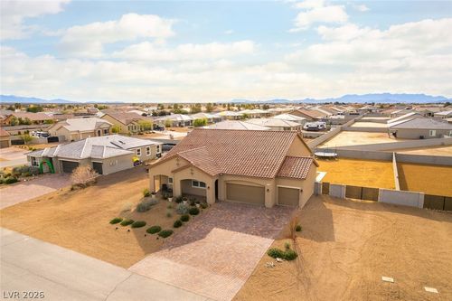 4921 Graystone Dr, Pahrump, NV, 89061-7264 | Card Image