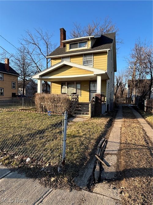 12409 Union Ave, Cleveland, OH, 44105-1956 | Card Image