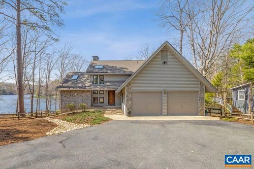 27 Ashlawn Blvd, PALMYRA, VA, 22963-3329 | Card Image