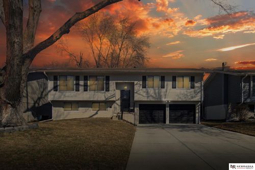 10230 Weir St, Ralston, NE, 68127-2138 | Card Image