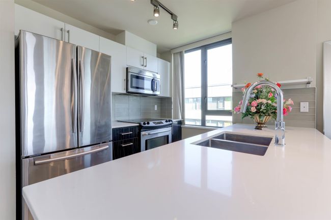 516 - 2689 Kingsway, Condo with 2 bedrooms, 2 bathrooms and 1 parking in Vancouver BC | Image 7