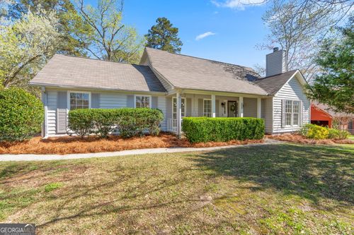 6806 Bay Point Dr, Macon, GA, 31220-5260 | Card Image