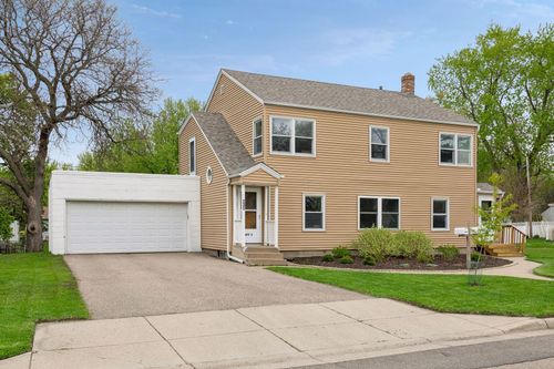 235 Dakota St, West Saint Paul, MN, 55118-1246 | Card Image