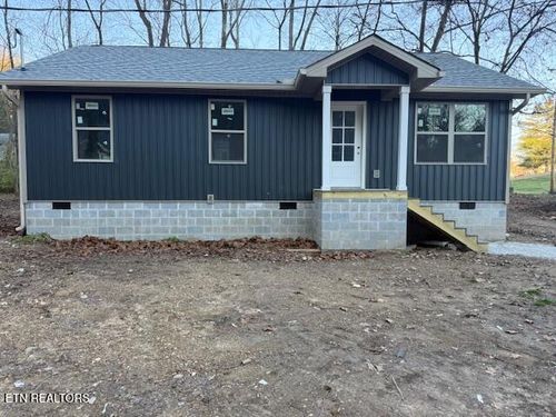 501 Hillcrest St, Clinton, TN, 37716-2206 | Card Image