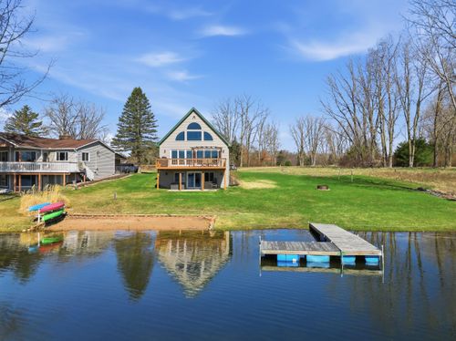 11417 Pine Crest Dr, Canadian Lakes, MI, 49346-9637 | Card Image