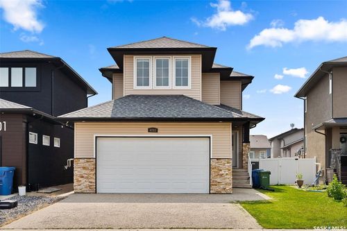 4733 Green View Cres E, Regina, SK, S4V3L2 | Card Image