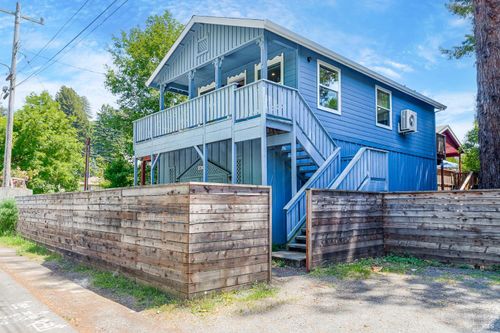 16442 5th St, Guerneville, CA, 95446-8119 | Card Image
