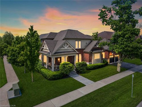 110 John St W, Niagara on the Lake, ON, L0S1J0 | Card Image