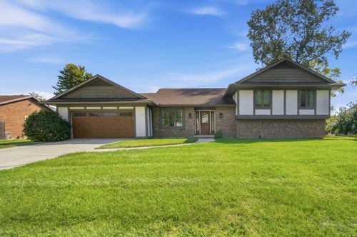 1444 Timberlane Dr, Lima, OH, 45805-3635 | Card Image