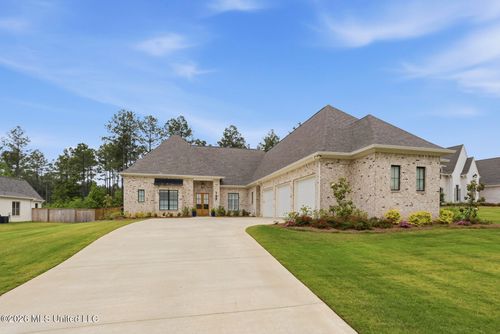 189 Westlake Cir, Madison, MS, 39110-1808 | Card Image