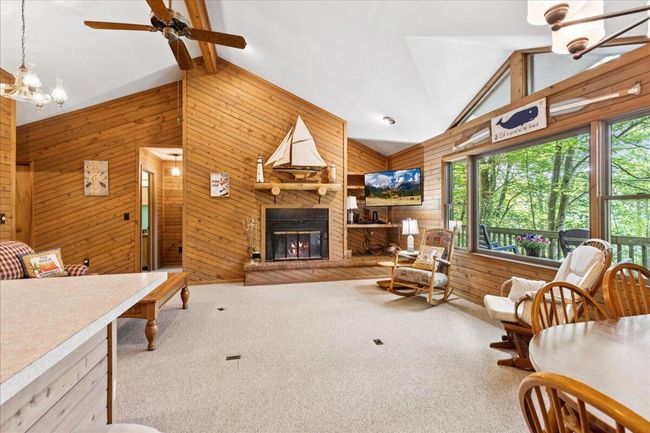 Great Room | Image 12