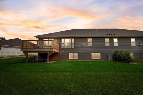 5240 Briarwood Cir, Caledonia, WI, 53402-1504 | Card Image