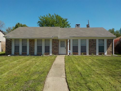 828 Woodrock Dr, Dallas, TX, 75217-3653 | Card Image