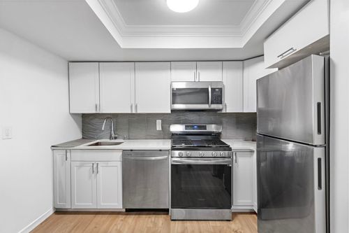 apt-38-151 Sip Ave, Jersey City, NJ, 07306-5569 | Card Image