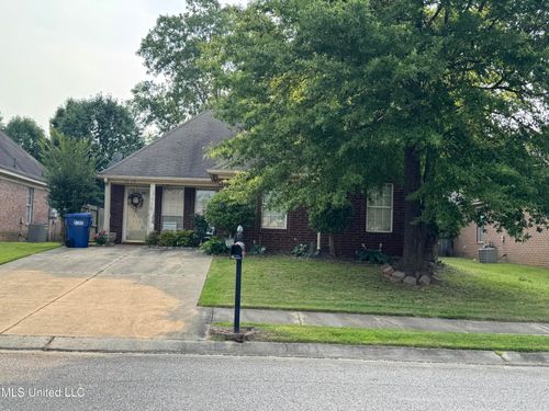 7279 Durango Dr, Horn Lake, MS, 38637-1334 | Card Image