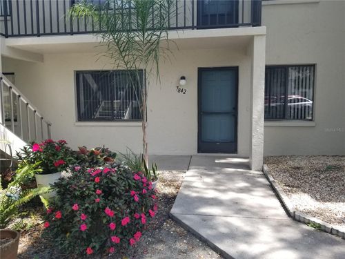 7842-7842 Eagle Creek Dr, SARASOTA, FL, 34243-4655 | Card Image