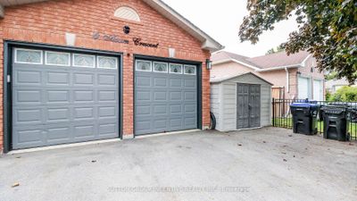 4 Acorn Cres, House other with 2 bedrooms, 3 bathrooms and 6 parking in Wasaga Beach ON | Image 2