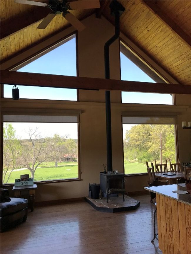 101 Hillview Trl, Home with 3 bedrooms, 2 bathrooms and null parking in Dripping Springs TX | Image 9