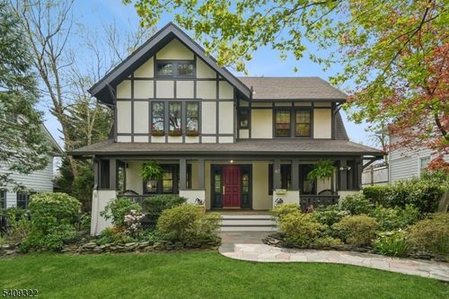 42 Euclid Ave, Maplewood, NJ, 07040-2122 | Card Image