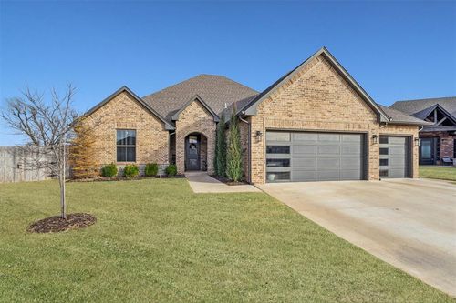 5812 Ledgestone Dr, Mustang, OK, 73064-7270 | Card Image