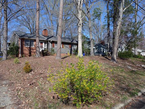 424 Ridgefield Rd, Chapel Hill, NC, 27517-2913 | Card Image