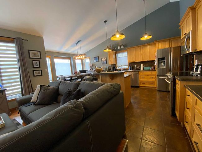 #68 Ironstone Drive, Townhouse with 4 bedrooms, 3 bathrooms and 4 parking in Coleman AB | Image 7