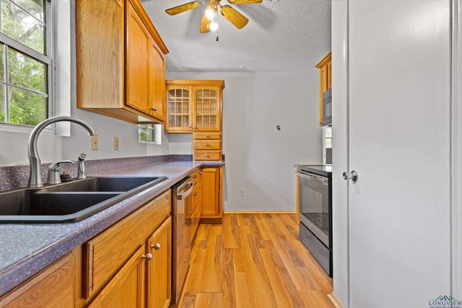 309 Old Highway 135 N, House other with 3 bedrooms, 2 bathrooms and null parking in Gladewater TX | Image 17