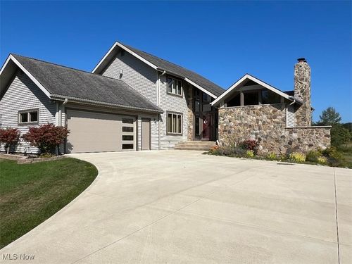 6421 Weaver Rd, Conneaut, OH, 44030-8705 | Card Image