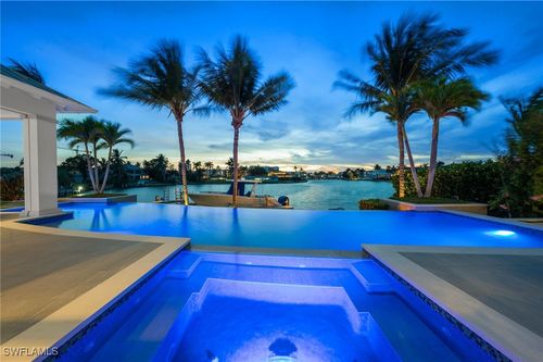 1779 Crayton Rd, NAPLES, FL, 34102-5127 | Card Image